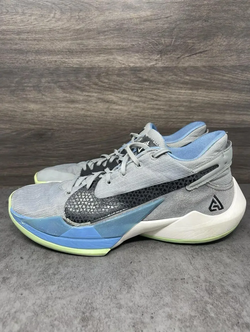 Nike Zoom Freak 2 Sneakers Mens Size 12 Grey Green Blue CK5424-004